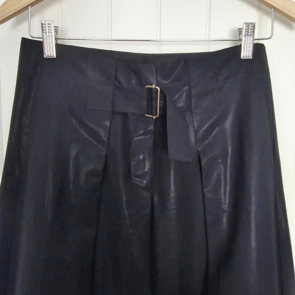 Rozae Nichols Black Wide-Leg Pants with Belted Detail | Size 4 - Picture 5 of 7